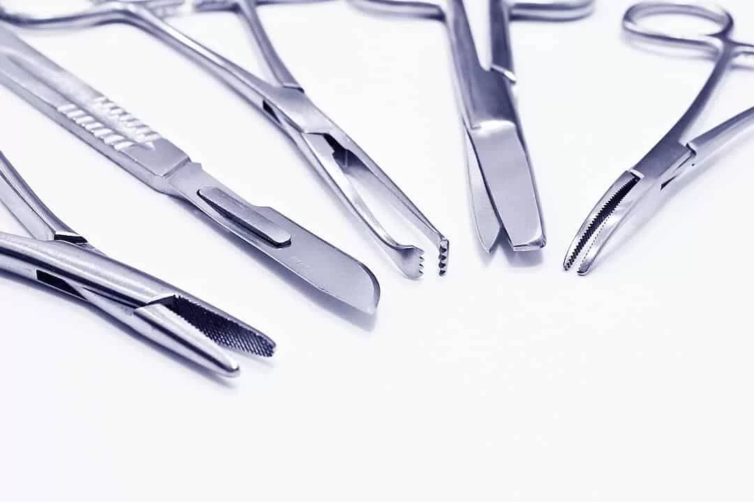 ung dung cua inox 304 trong y te 01 e1678181589157-YTMetal